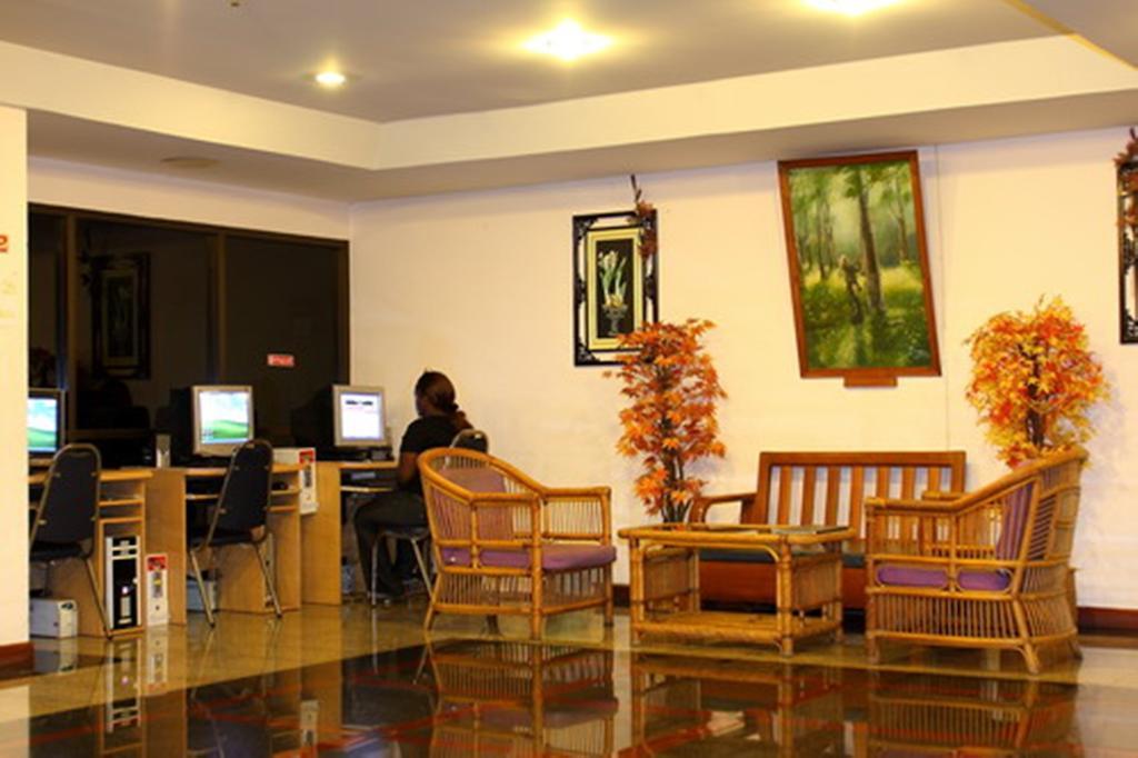 Js Tower Hotel Bangkok Kültér fotó