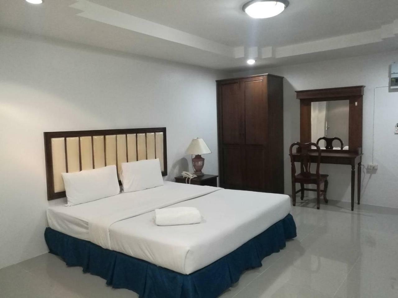 Js Tower Hotel Bangkok Kültér fotó
