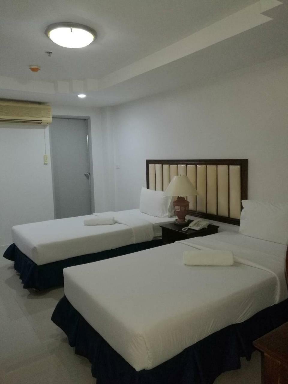 Js Tower Hotel Bangkok Kültér fotó
